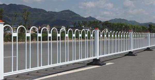 河道栏杆标准高度如何保障安全？
